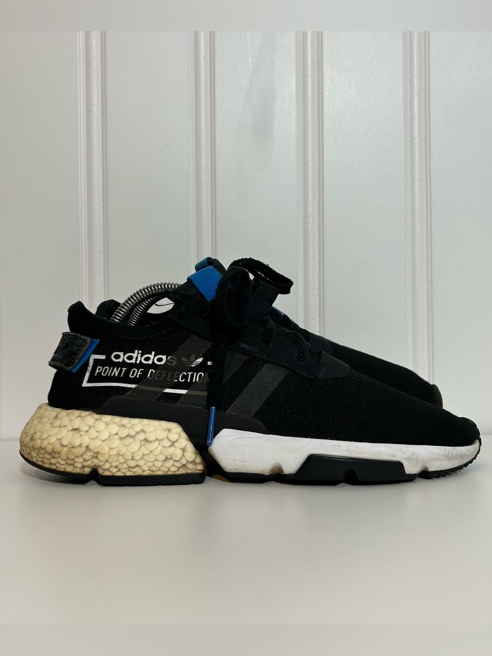 adidas pod s3.1 black blue Point of Deflection Sneakers